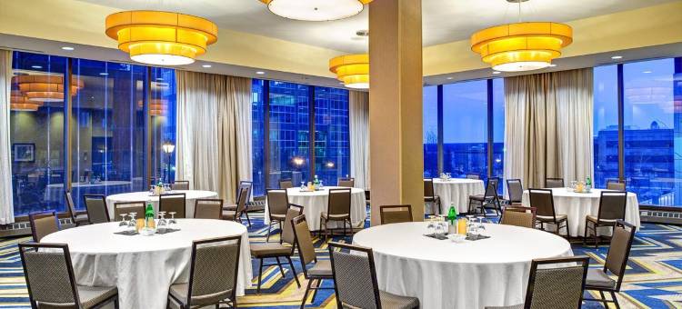 新斯科舍哈里法克斯霍里斯希尔顿逸林酒店(The Hollis Halifax - a DoubleTree Suites by Hilton)图片