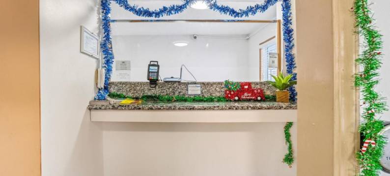 OYO 近魔鬼湖地区机场的魔鬼湖旅馆(Devils Lake Inn by OYO Near Devils Lake Regional Airport)图片