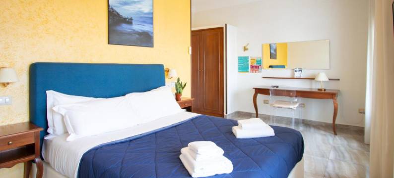 那不勒斯旅行民宿(NeapolitanTrips Hotel)图片