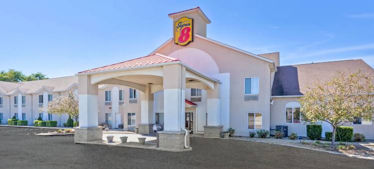 印第安纳克罗弗戴尔温德姆速 8 酒店(Super 8 by Wyndham Cloverdale IN)图片