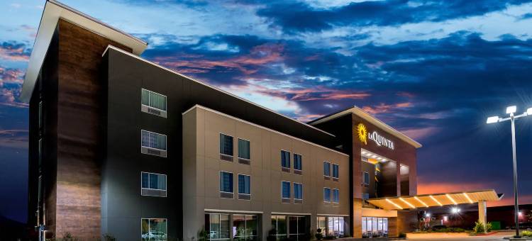 休斯顿赛普里斯拉昆塔温德姆套房酒店(La Quinta Inn & Suites by Wyndham Houston Cypress)图片