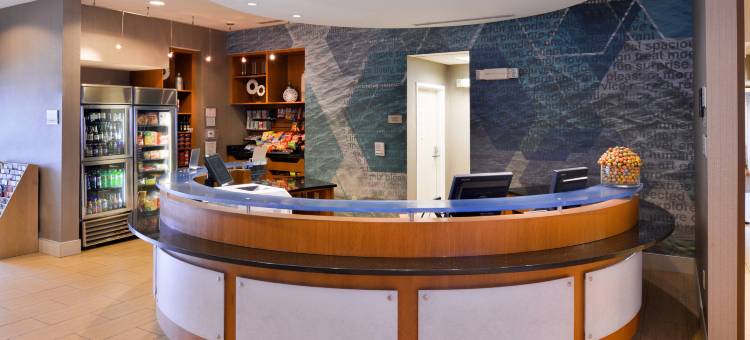 柯罗纳河畔SpringHill 酒店(SpringHill Suites Corona Riverside)图片