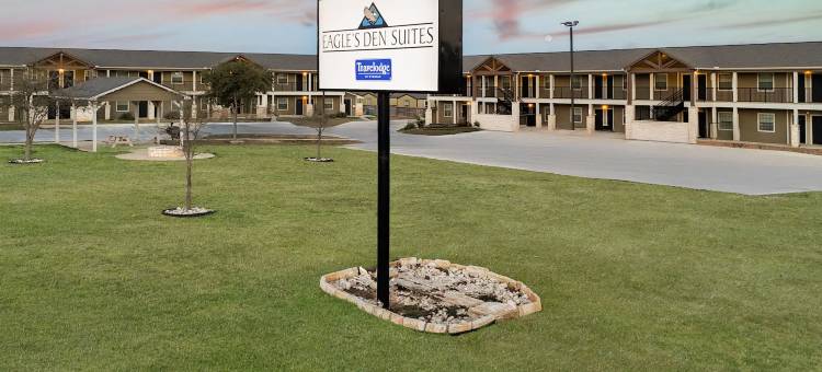 科图拉鹰巢 - 温德姆旅屋(Eagle's Den Suites Cotulla a Travelodge by Wyndham)图片