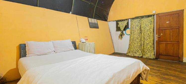 奇卡尔豪华露营@科班塔伦旅游区红门酒店合作(Chikar Glamping at Wisata Coban Talun Mitra RedDoorz)图片