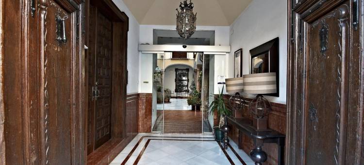 老体育场酒店(Coso Viejo)图片