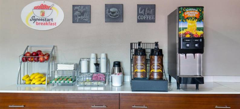 萨默塞特速8酒店(Super 8 by Wyndham Somerset)图片