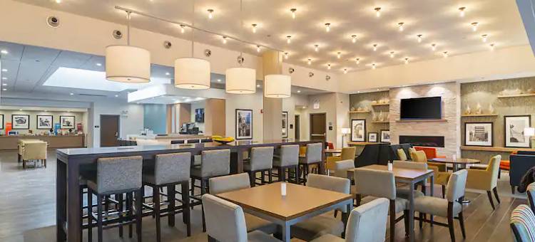 希尔顿欢朋酒店-奥马哈机场(Hampton Inn Omaha Airport)图片