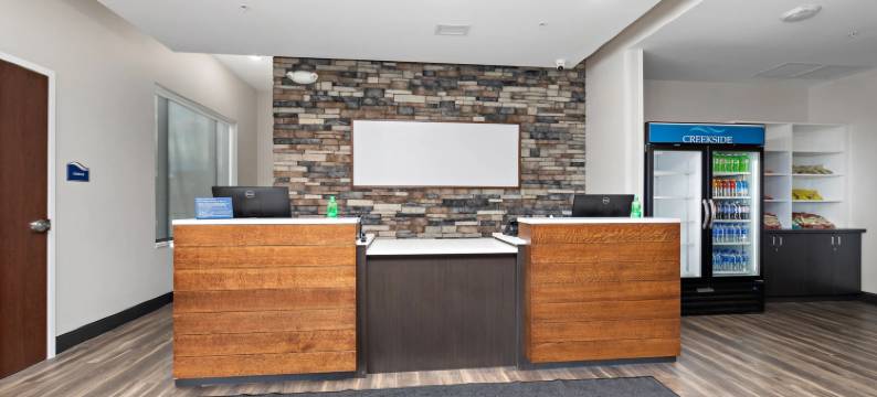 北堪萨斯城假日酒店 - 帕克维尔(Holiday Inn Express KANSAS CITY NORTH – PARKVILLE by IHG)图片