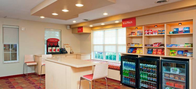 布卢明顿TownePlace Suites酒店(TownePlace Suites by Marriott Bloomington)图片