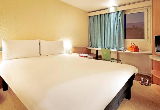 Ibis Preston North Hotel Overview