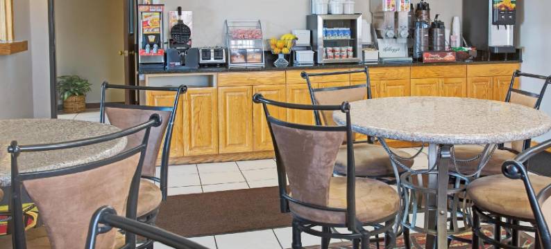 柯林斯堡速8酒店(Super 8 by Wyndham Fort Collins)图片