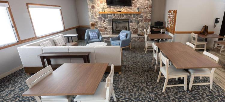 斯特金湾美吟温德姆酒店(AmericInn by Wyndham Sturgeon Bay)图片