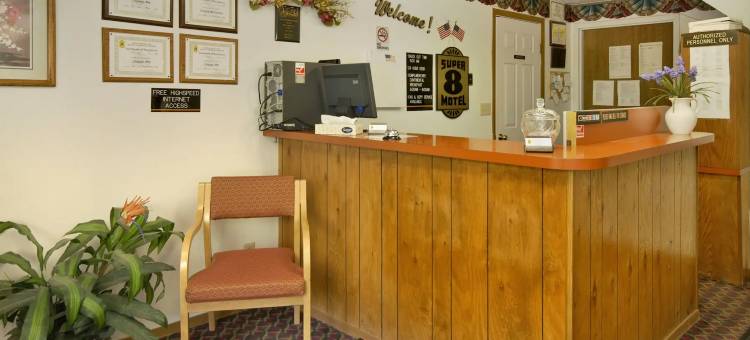 查斯卡速8酒店(Super 8 by Wyndham Chaska)图片