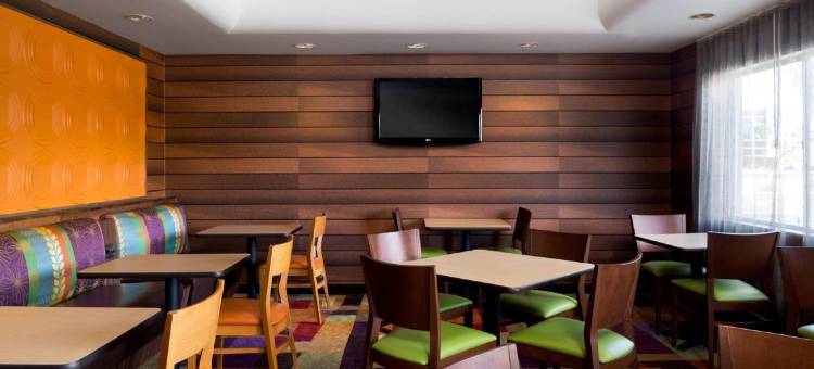 亚利桑那凤凰城机场丽怡酒店(Country Inn & Suites by Radisson, Phoenix Airport, AZ)图片