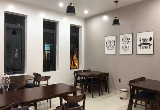 Peaceful House Hostel Hotel Overview