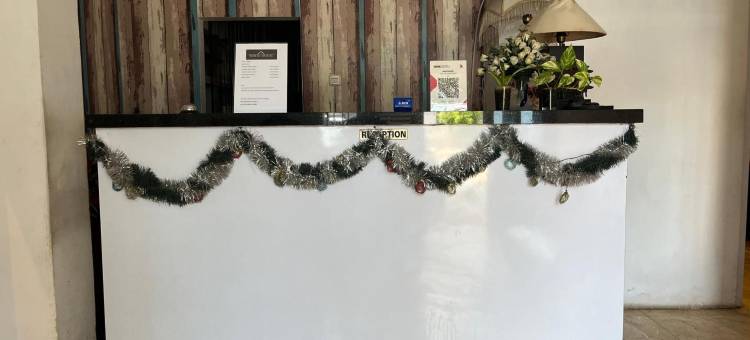 红门酒店靠近万鸦老市政厅(RedDoorz Near Kantor Walikota Manado)图片