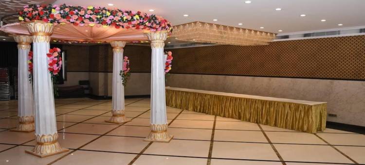 维布哈拉杰宫酒店(Hotel Vibharaj Palace)图片