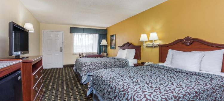 华纳罗宾斯戴斯套房酒店-近罗宾斯空军基地(Days Inn & Suites by Wyndham Warner Robins Near Robins AFB)图片