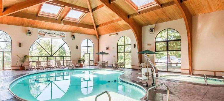 舒适酒店，位于千山(Comfort Inn at Thousand Hills)图片