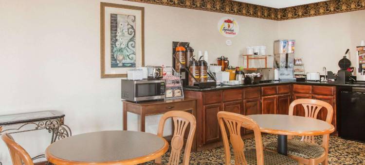 卡伯特速8酒店(Super 8 by Wyndham Cabot)图片