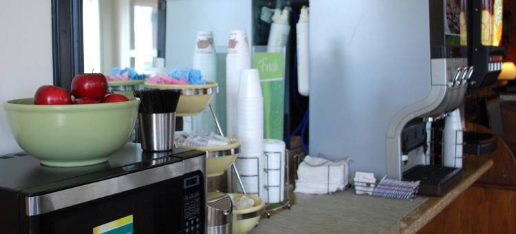 Travelodge by Wyndham Watertown NY图片