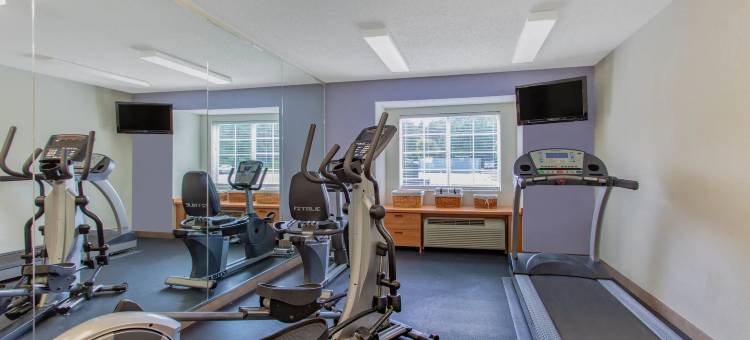 利灵顿-近坎贝尔大学麦客达套房酒店(Microtel Inn & Suites by Wyndham Lillington / Campbell Univ)图片