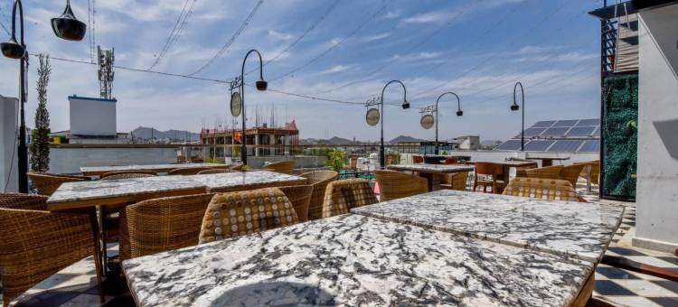 奈瓦拉精品酒店(FabHotel Naivara Boutique)图片