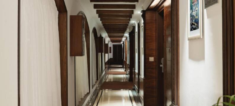 慕苏里玛尔路温德姆华美达酒店(Ramada by Wyndham Mussoorie Mall Road)图片