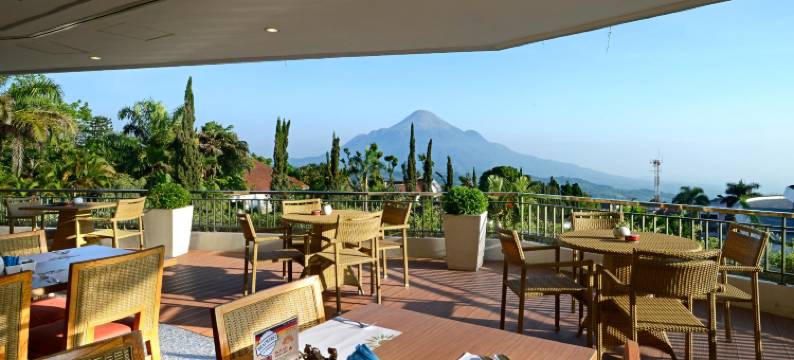 普利根苏里亚小屋酒店(Surya Hotel & Cottages Prigen)图片