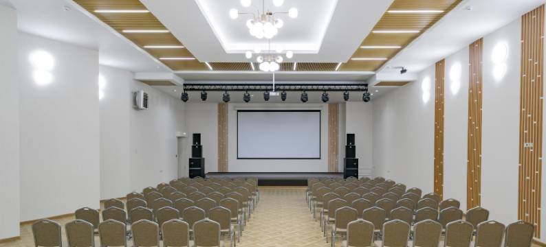 Lesnaya Lastochka图片