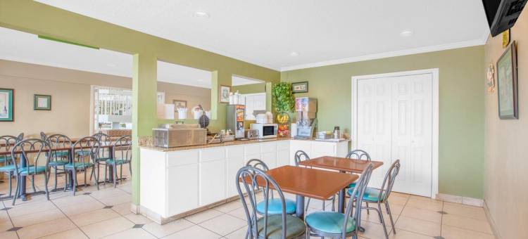 新伊比利亚速8酒店(Super 8 by Wyndham New Iberia)图片