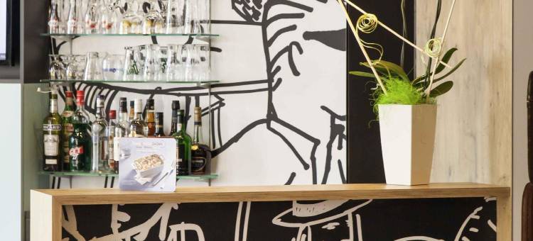 宜必思普瓦捷中心酒店(Ibis Poitiers Centre)图片