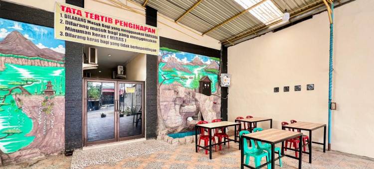 霍姆斯泰252沙里亚(RedDoorz at Golden Gateway Medan)图片