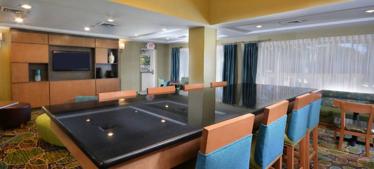 智选假日套房酒店高点南(Holiday Inn Express & Suites High Point South)图片