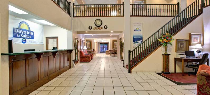 希科利温德姆戴斯套房酒店(Days Inn & Suites by Wyndham Hickory)图片