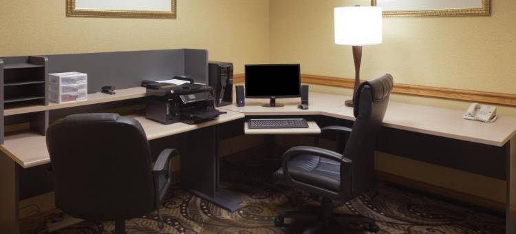 舒适酒店及套房库亚霍加瀑布 - 阿克伦(Comfort Inn & Suites Cuyahoga Falls - Akron)图片