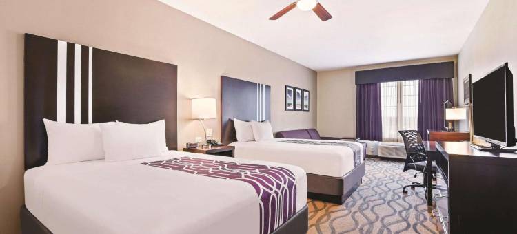 卢灵拉昆塔温德姆套房酒店(La Quinta Inn & Suites by Wyndham Luling)图片