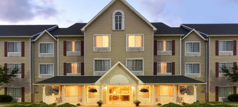 乡村酒店及套房由卡尔森 - 达文波特管理(Country Inn & Suites by Radisson, Davenport - Quad Cities)图片