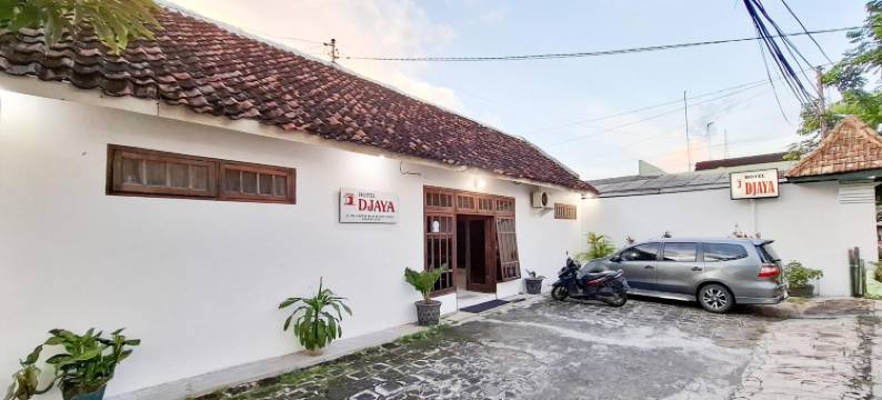 Hotel Djaya RedPartner near Alun Alun Nganjuk图片