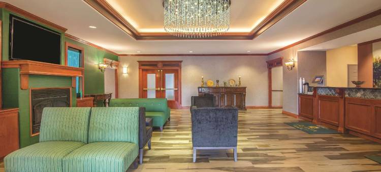 俄克拉荷马城穆尔拉昆塔温德姆套房酒店(La Quinta Inn & Suites by Wyndham Oklahoma City - Moore)图片