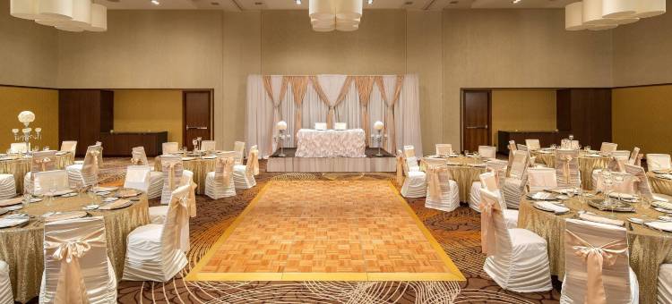 卡尔加里机场万豪万怡酒店(Courtyard Calgary Airport)图片