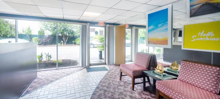 希克斯维尔长岛戴斯酒店(Days Inn by Wyndham Hicksville Long Island)图片