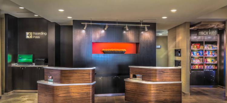 查尔斯顿市中心/市政中心万怡酒店(Courtyard Charleston Downtown/Civic Center)图片