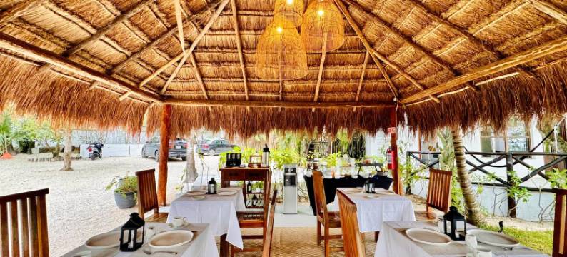 阿祖莱亚巴卡拉酒店和水疗中心 - 泻湖前(Hotel Azulea Bacalar - Lagoon Front)图片