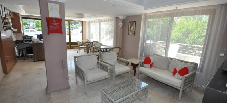 德凡泽威凯幕公寓式酒店(Defne & Zevkim Hotel)图片