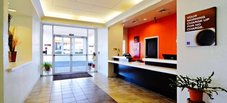 亚利桑那本森 6 号汽车旅馆(Motel 6 Benson, AZ)图片