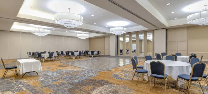 米德兰广场希尔顿逸林酒店(Wyndham Midland Downtown)图片