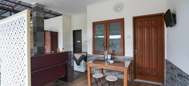 Urbanview格里亚阿斯里帕特兰图古车站伊斯兰教法酒店(Urbanview Hotel Syariah Griya Asri Patran Near Tugu Station)图片