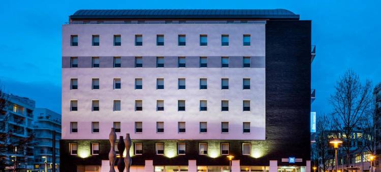 巴黎西伊西莱穆利诺宜必思快捷酒店(Ibis Budget Issy-Les-Moulineaux Paris Ouest)图片