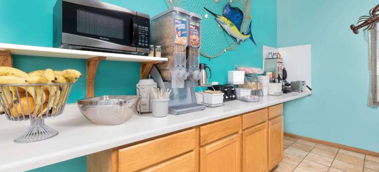 休伦温德姆速8酒店(Super 8 by Wyndham Huron)图片